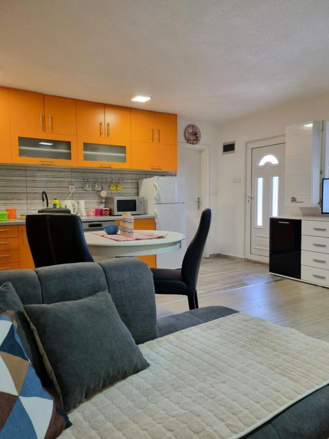 Ivanica Apartments Maria מראה חיצוני תמונה